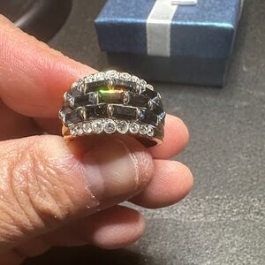 Elegant Silver and Blue Women's Ring